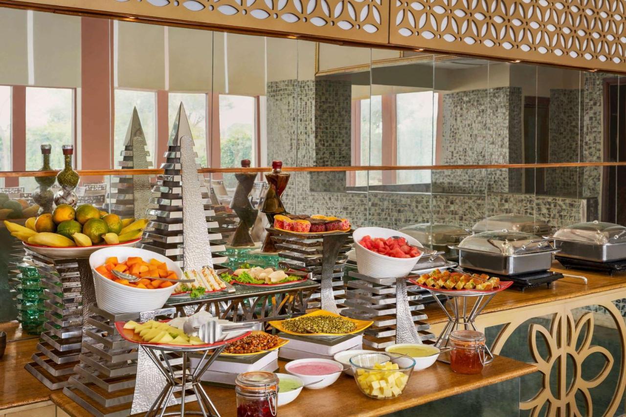 Hotel Ramada By Wyndham Jaipur Jaisinghpura Extérieur photo