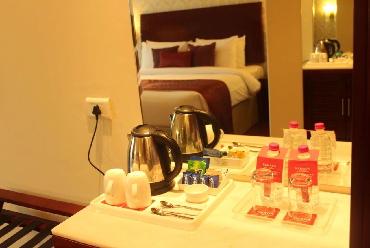Hotel Ramada By Wyndham Jaipur Jaisinghpura Extérieur photo
